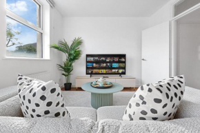 Modern 2BR near Tower Bridge